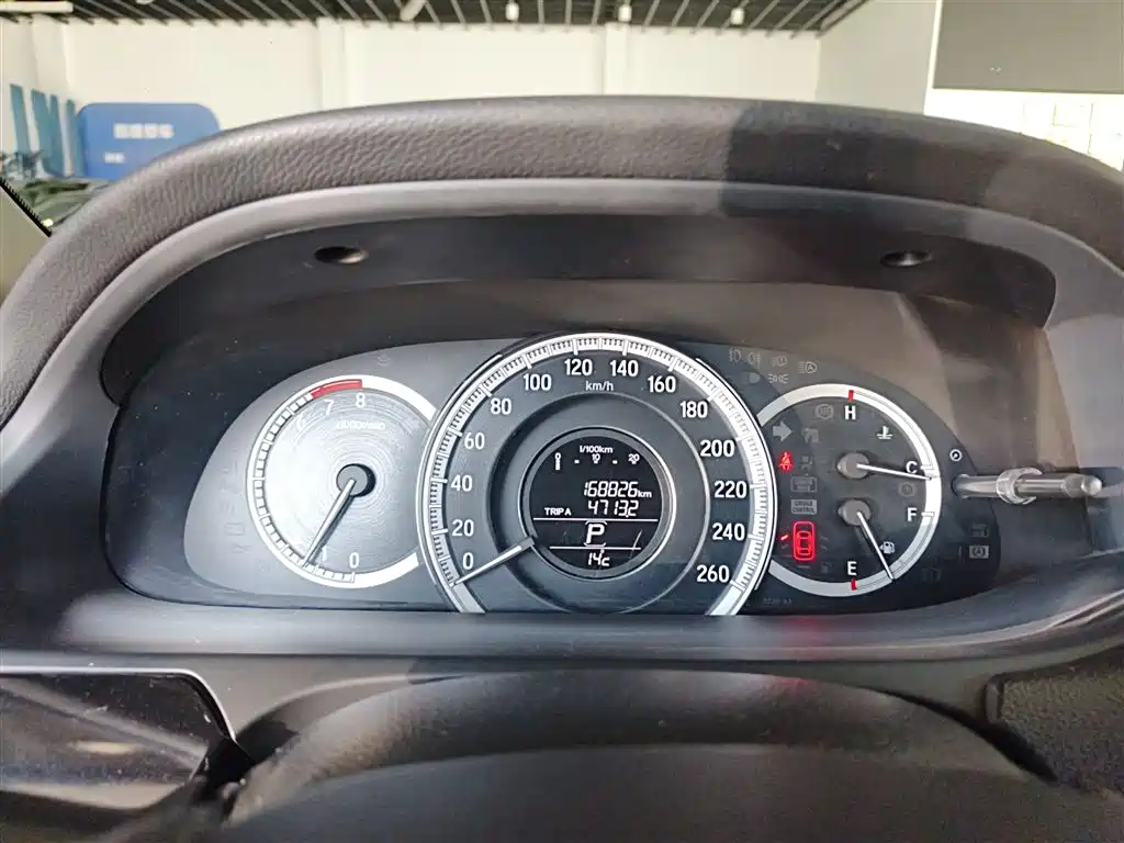 Honda Accord 2017 — фото 12