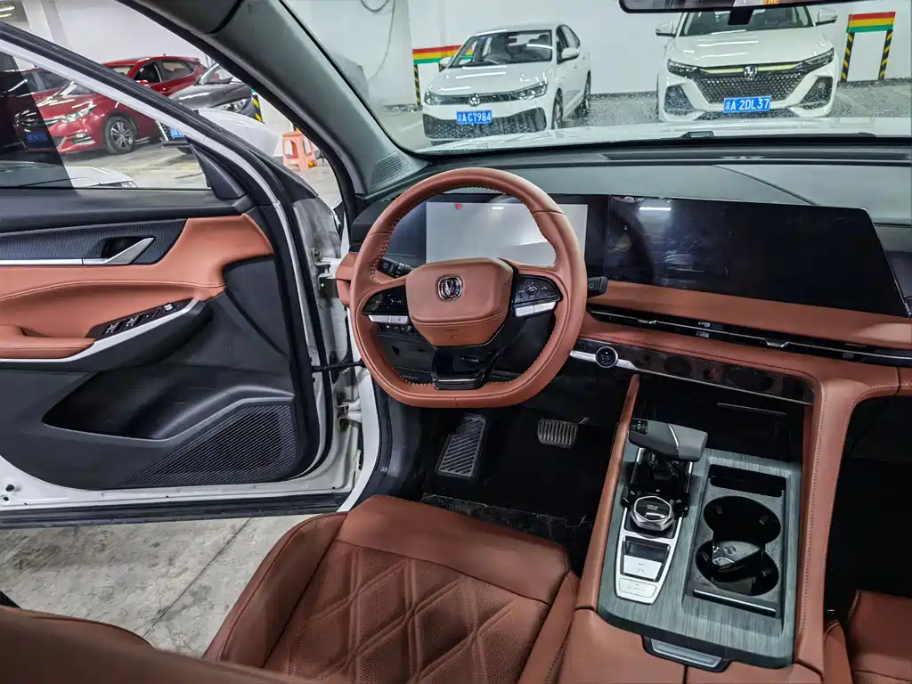 Changan CS75 PLUS 2024 — фото 14
