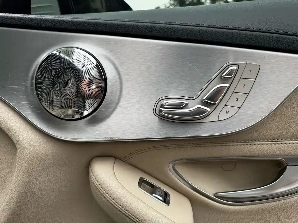 Mercedes-Benz C-Class 2017 — фото 11