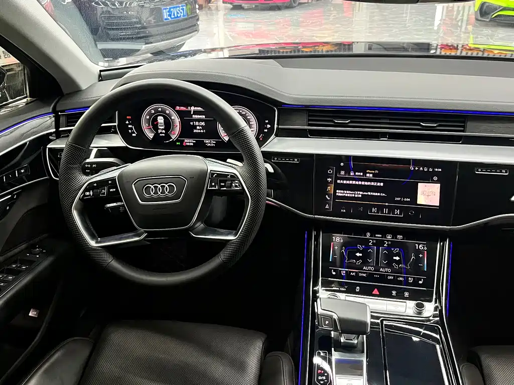 Audi A8 2021 — фото 10