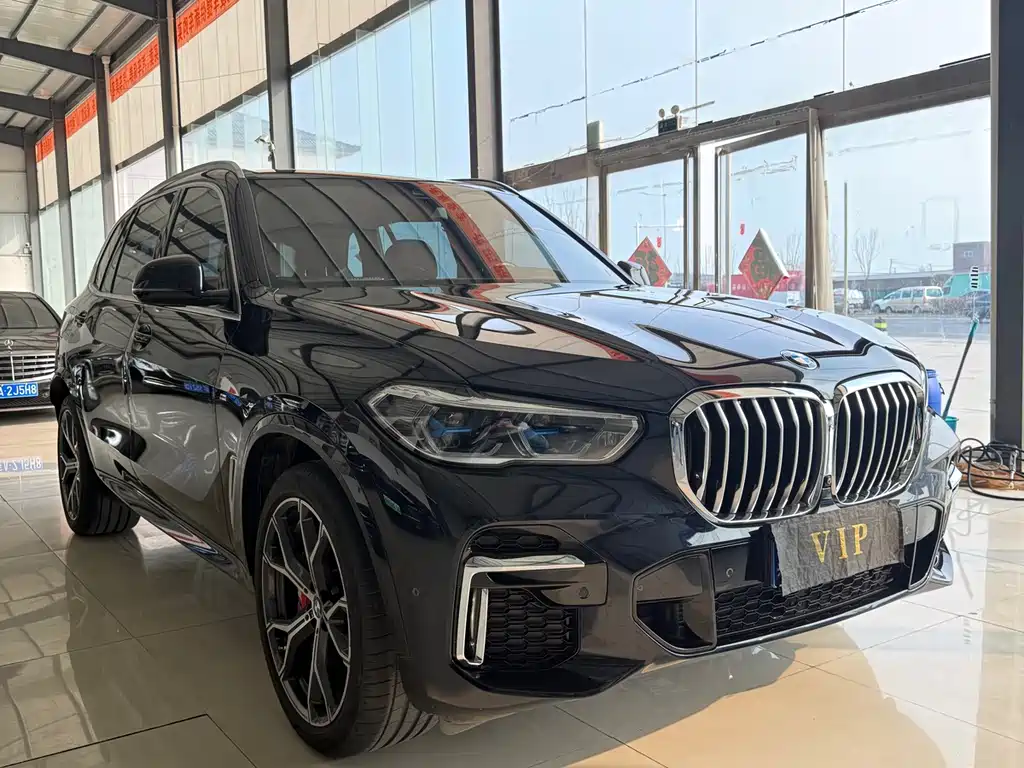 BMW X5 2023 — фото 1