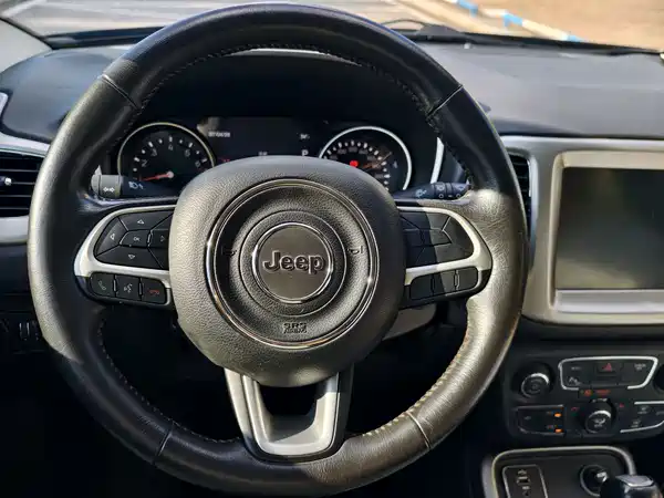 Jeep Compass 2017