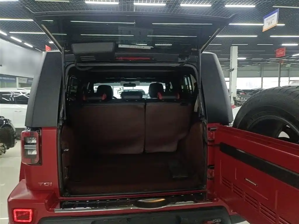 Beijing Off-Road BJ40 2025 — фото 15
