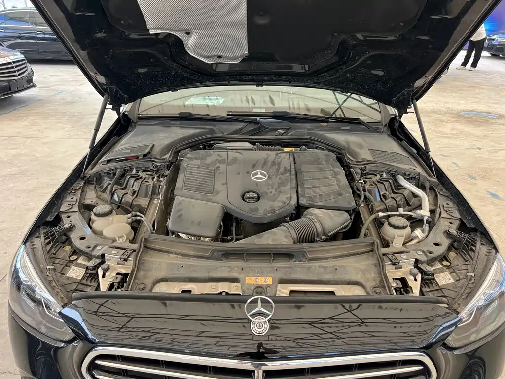 Mercedes-Benz C-Class 2024 — фото 15