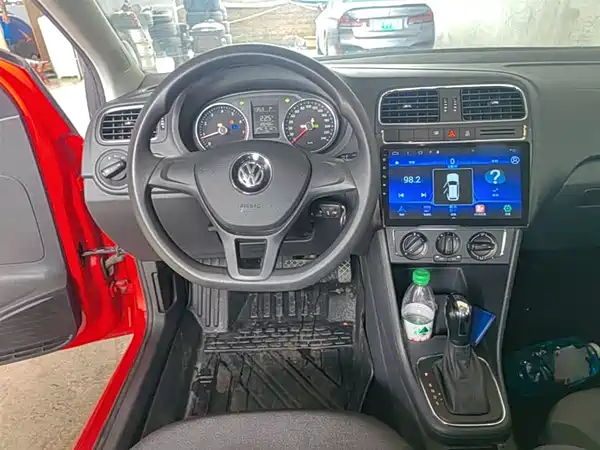 Volkswagen Polo 2014