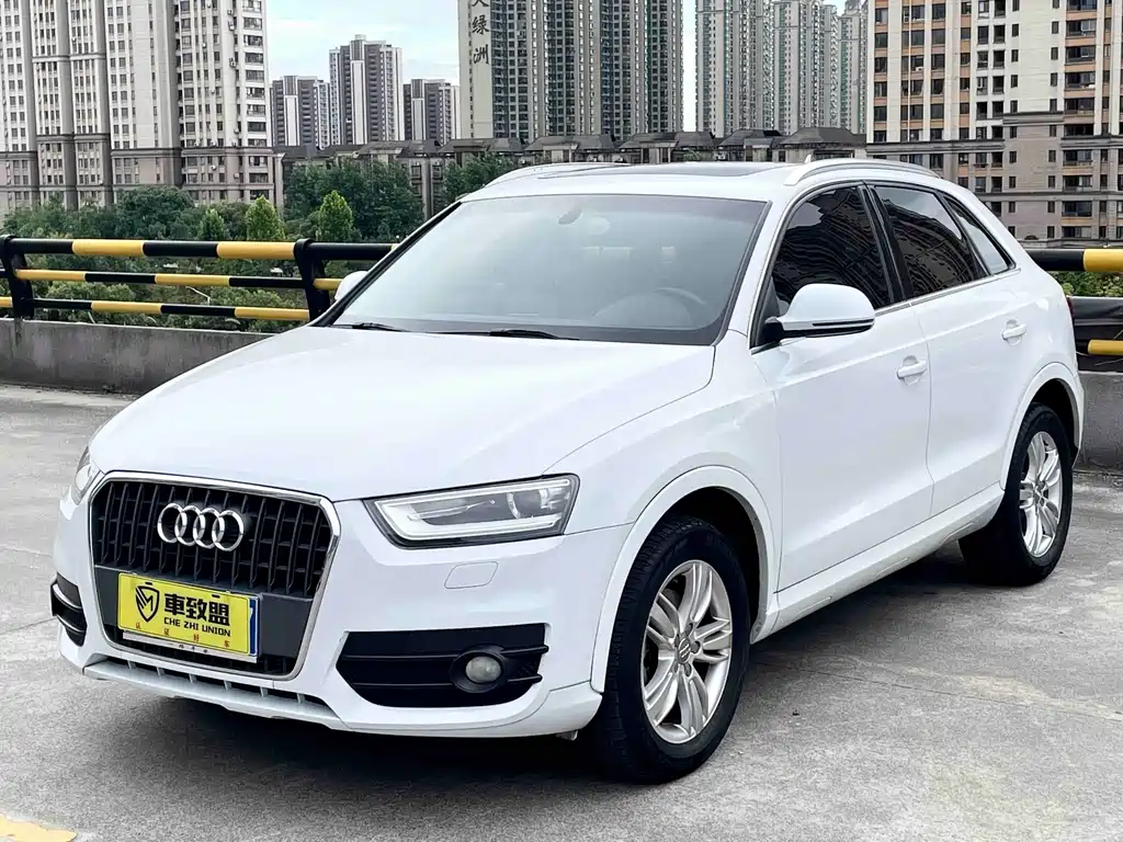 Audi Q3 2013 — фото 1