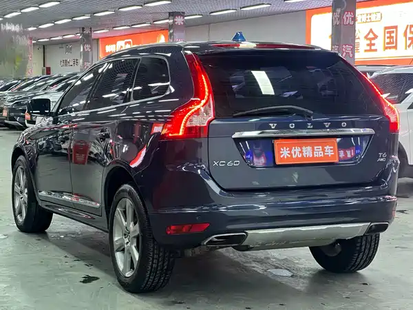 Volvo XC60 2015