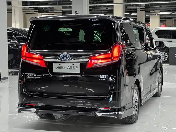 Toyota Alphard 2020