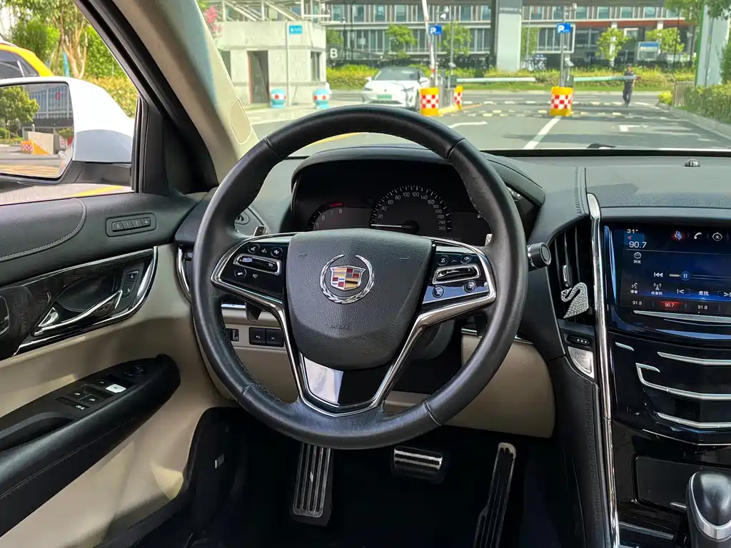 Cadillac ATS-L 2015 — фото 17