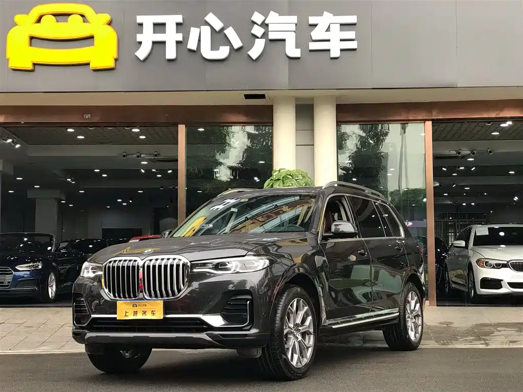 BMW X7 2020 — фото 1