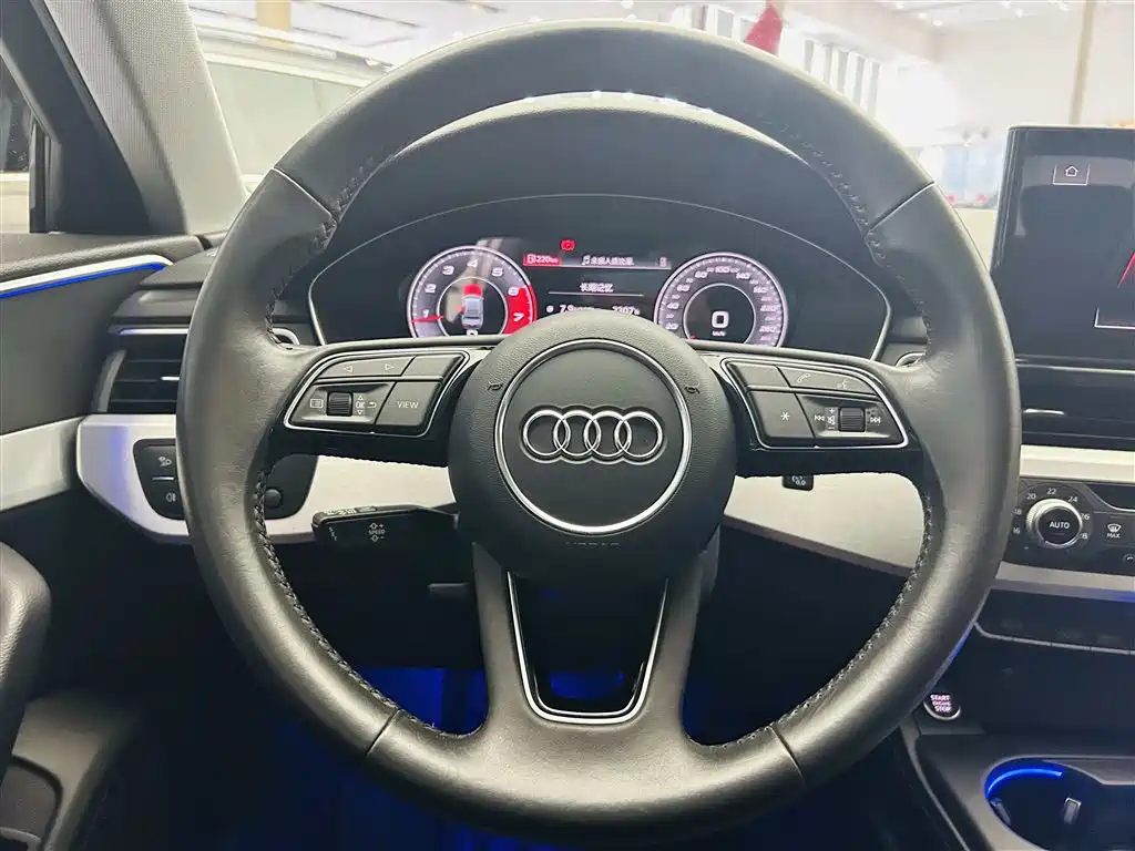 Audi A4L 2021 — фото 15