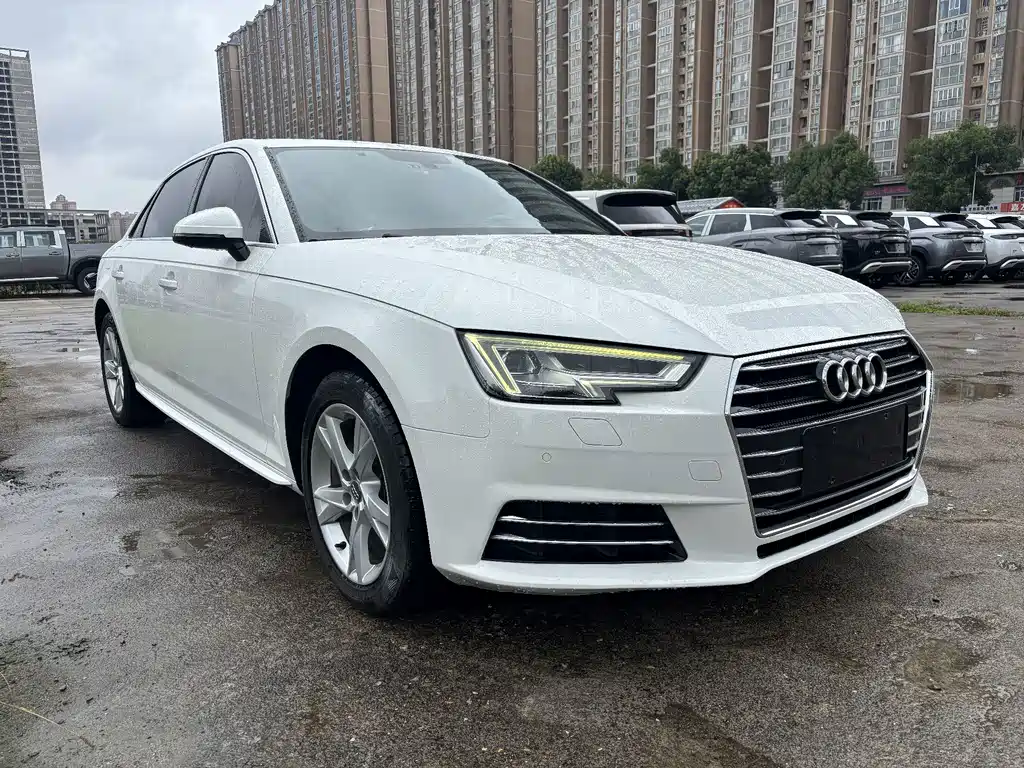 Audi A4L 2018 — фото 3