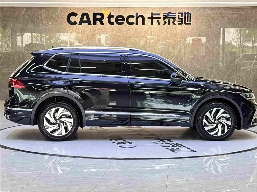 Volkswagen Tiguan L 2024 — фото 8