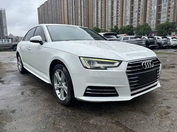 Audi A4L 2018