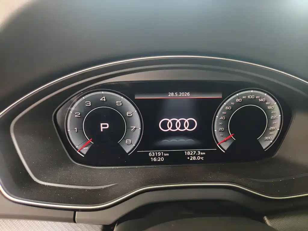 Audi Q5L 2022 — фото 7