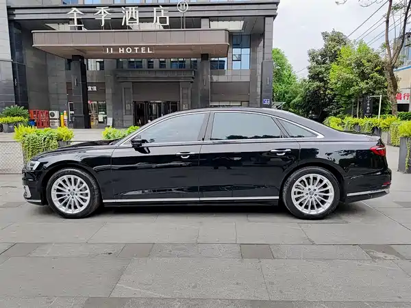 Audi A8 2019