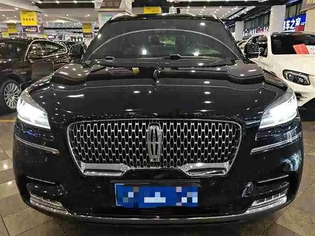 Lincoln Aviator 2021 — фото 2