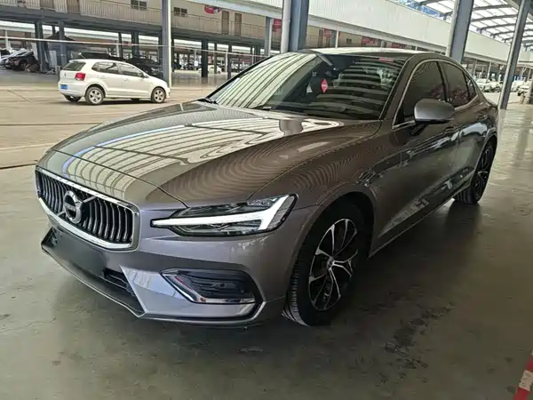 Volvo S60 2021