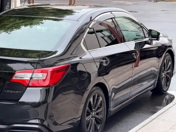 Subaru Legacy 2020