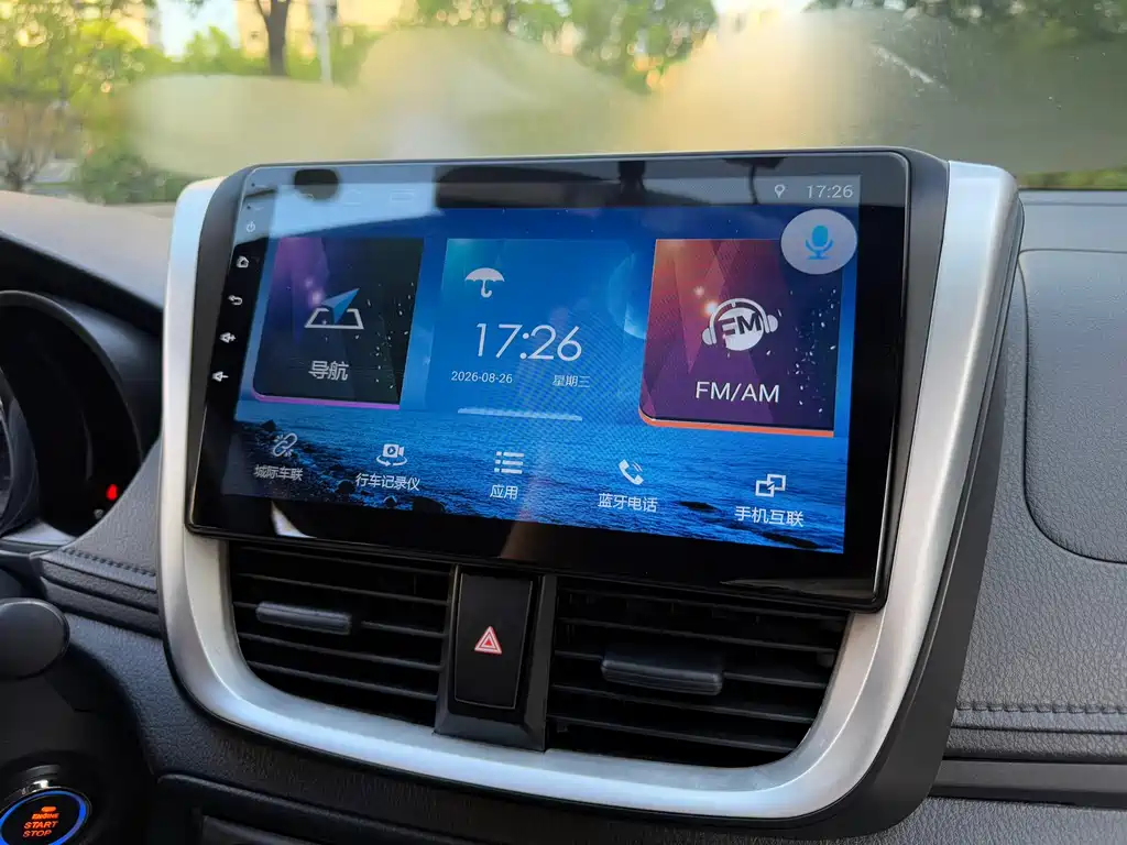 Toyota Yaris L 2018 — фото 15