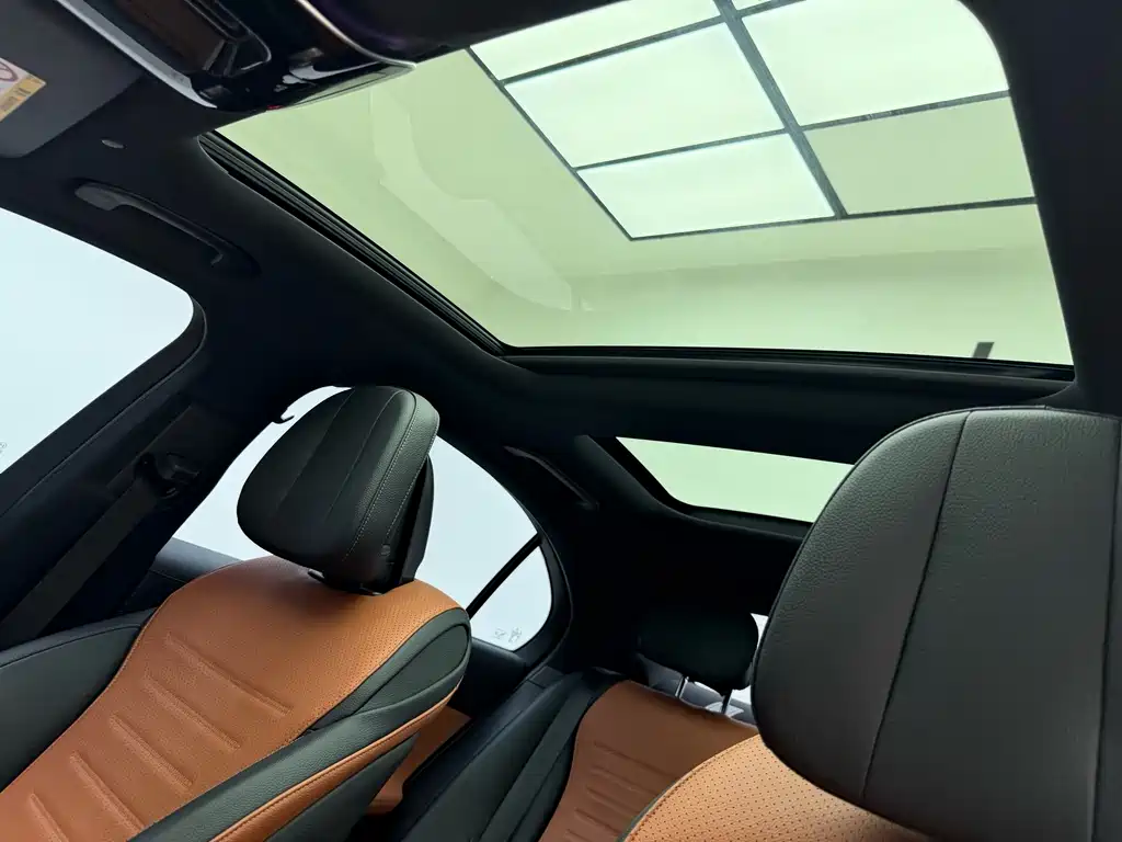 Mercedes-Benz C-Class 2022 — фото 14