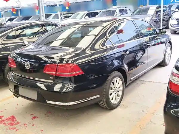 Volkswagen Magotan 2014