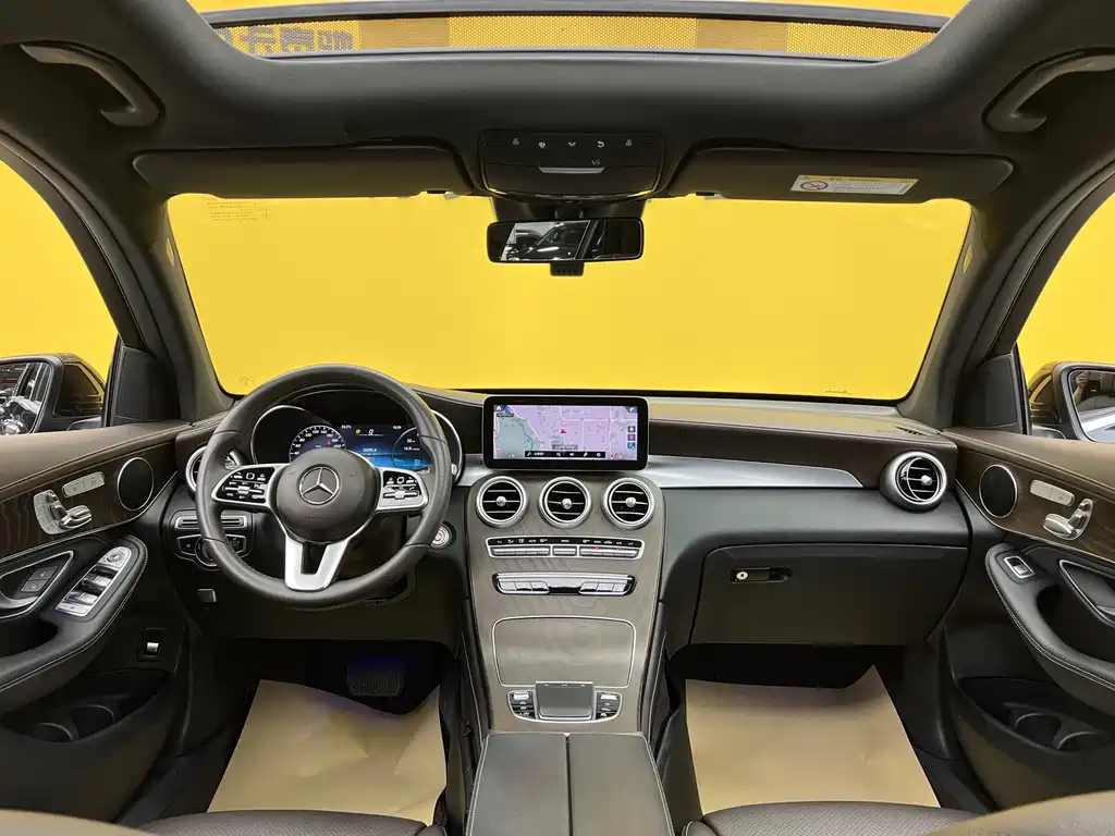 Mercedes-Benz GLC 2020 — фото 15