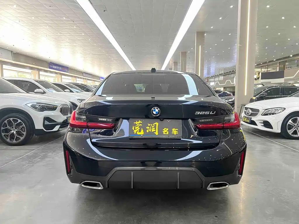 BMW 3 Series 2023 — фото 15