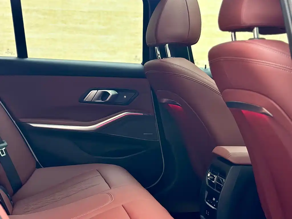 BMW 3 Series 2023