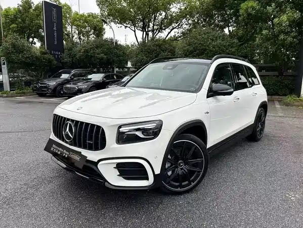 Mercedes-Benz GLB AMG 2026