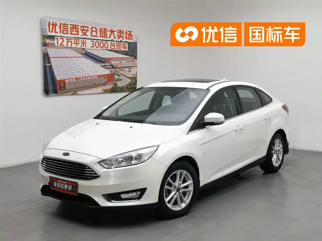 Ford Focus 2018 — фото 1