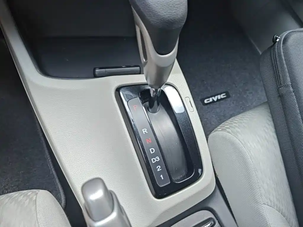 Honda Civic 2016 — фото 14