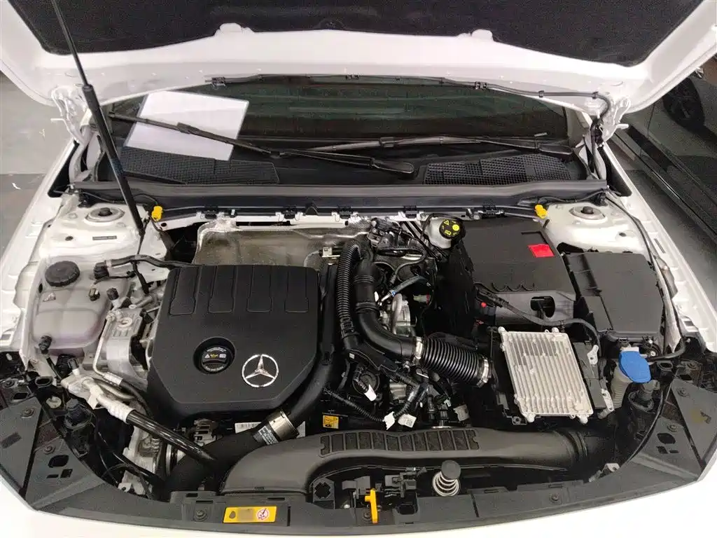 Mercedes-Benz A-Class 2025 — фото 20