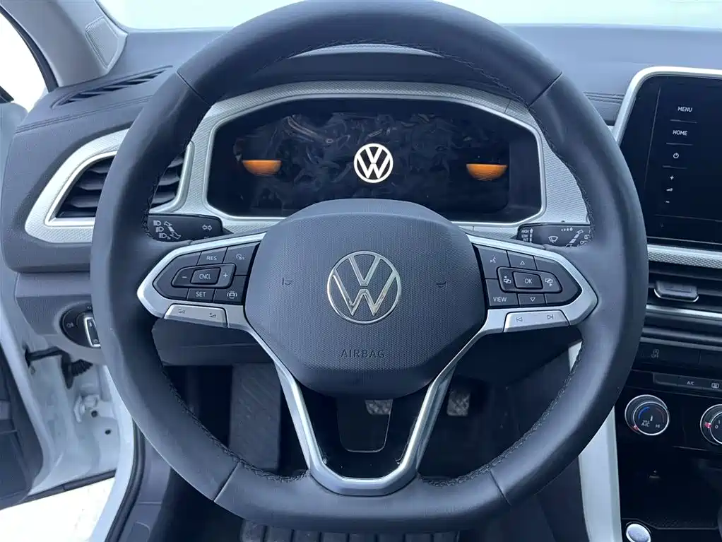 Volkswagen T-Roc 2024 — фото 22