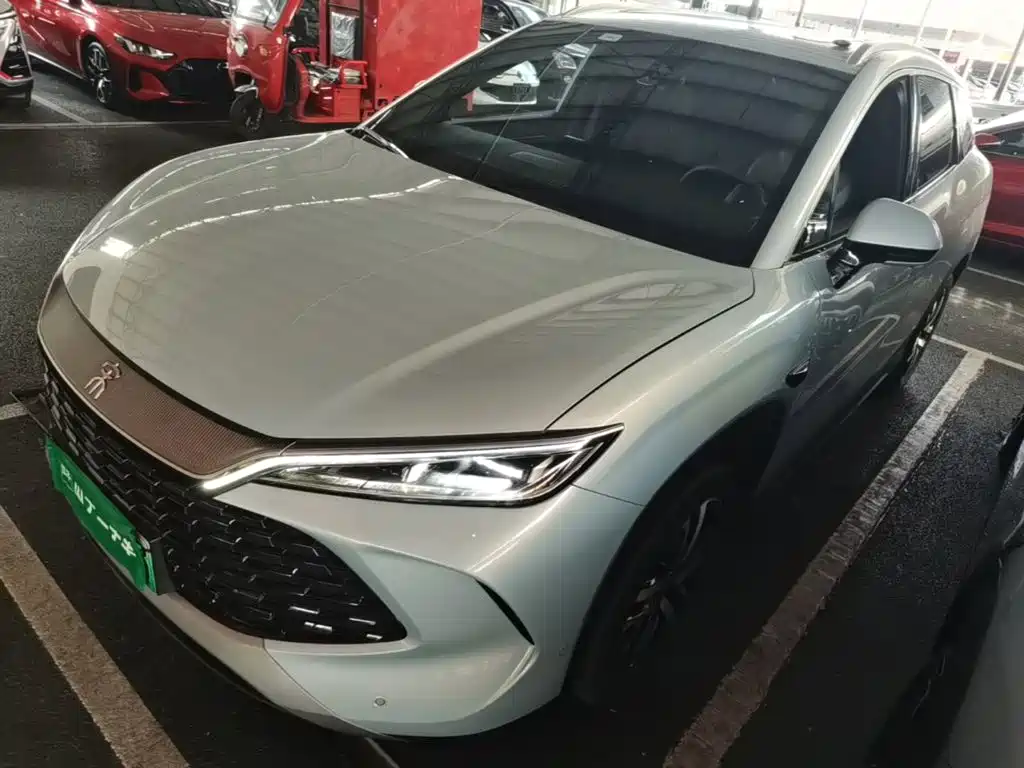 BYD Song L DM-i 2025 — фото 1