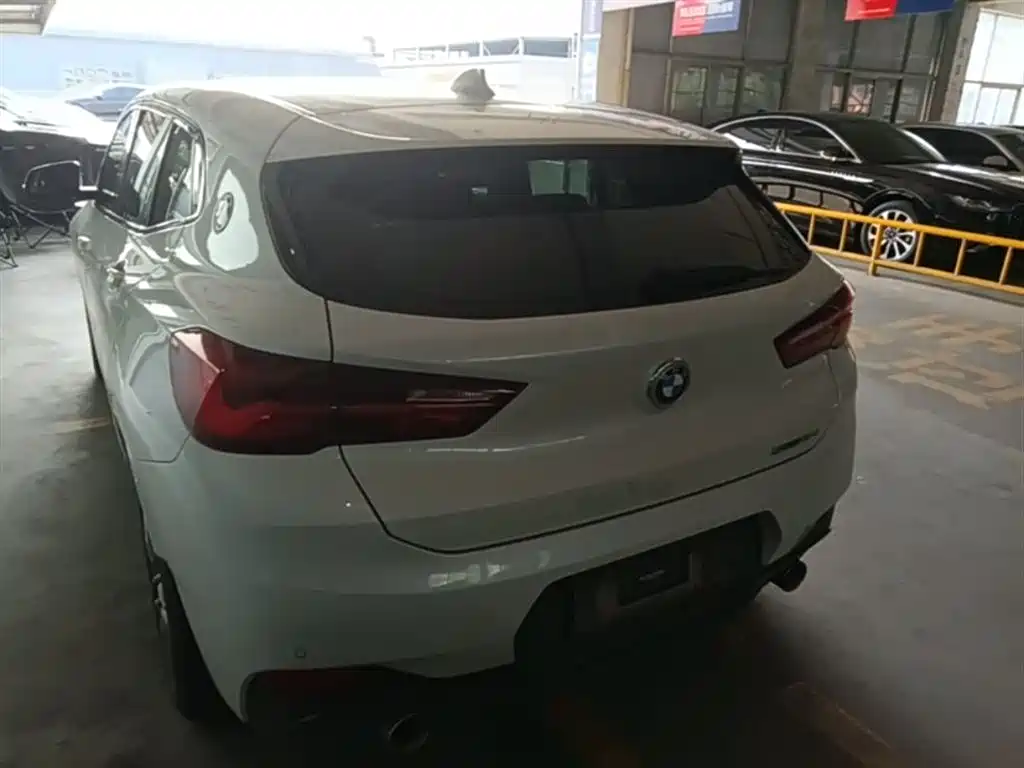 BMW X2 2023 — фото 5