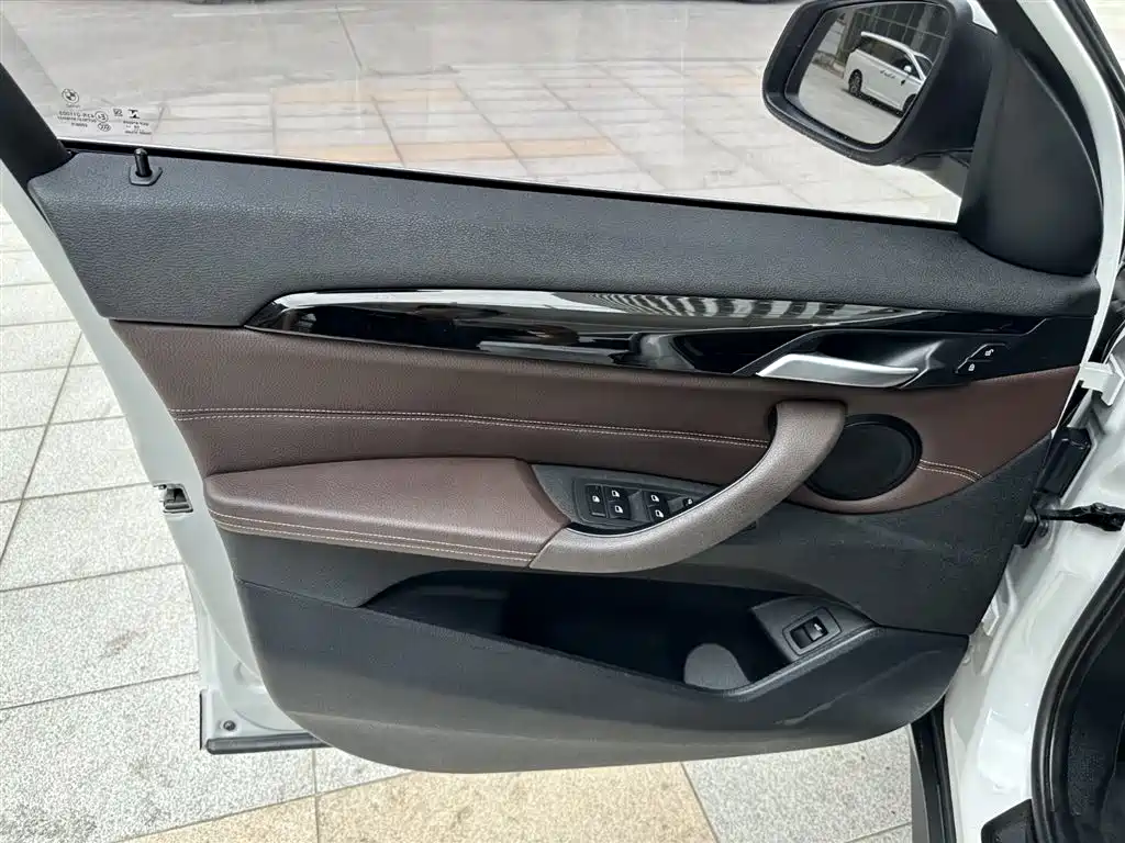 BMW X1 2020 — фото 16