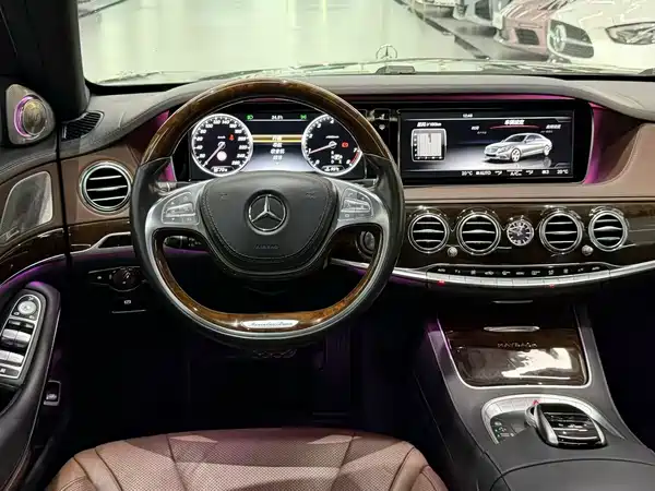 Mercedes-Benz Maybach S-Class 2015
