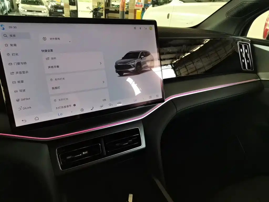 BYD Song L DM-i 2025 — фото 13