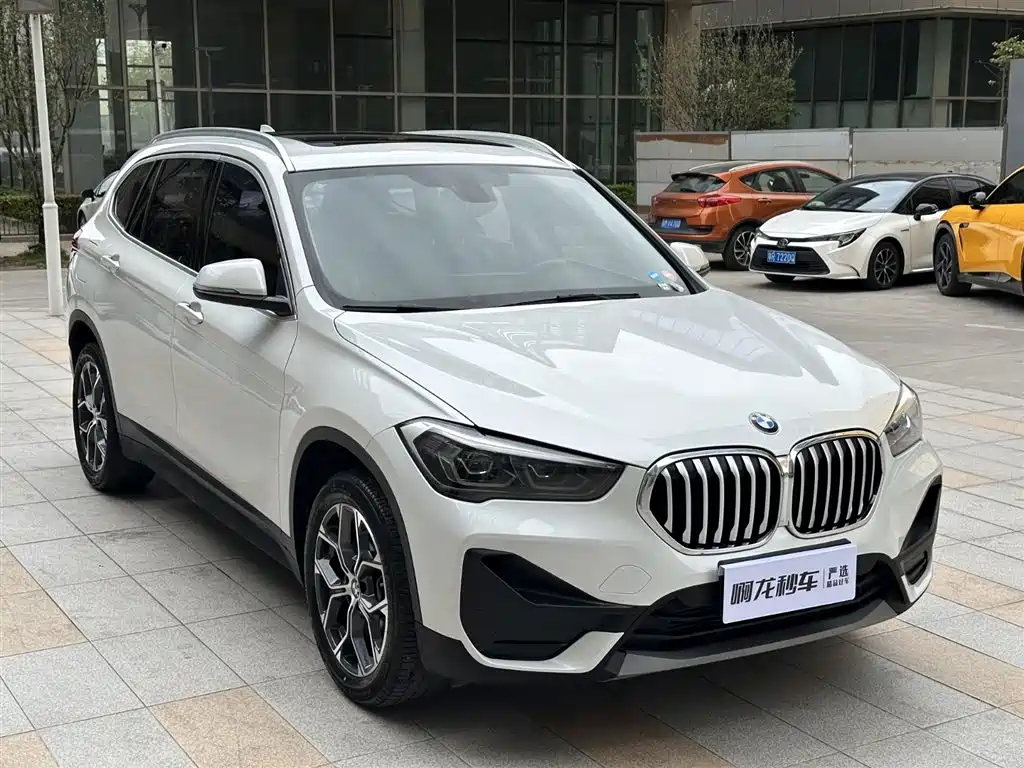 BMW X1 2020 — фото 5