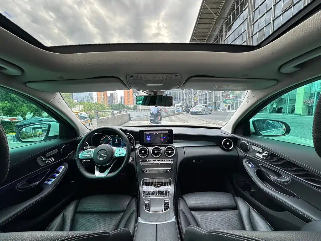 Mercedes-Benz C-Class 2020 — фото 14