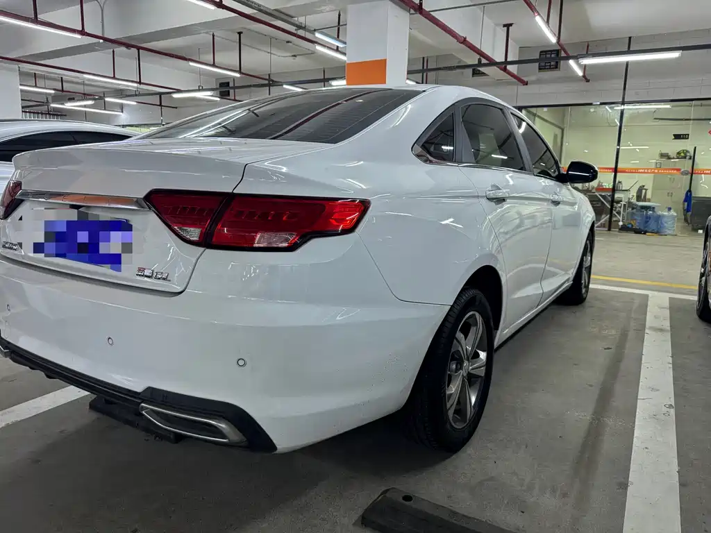 Geely Emgrand GL 2018 — фото 10
