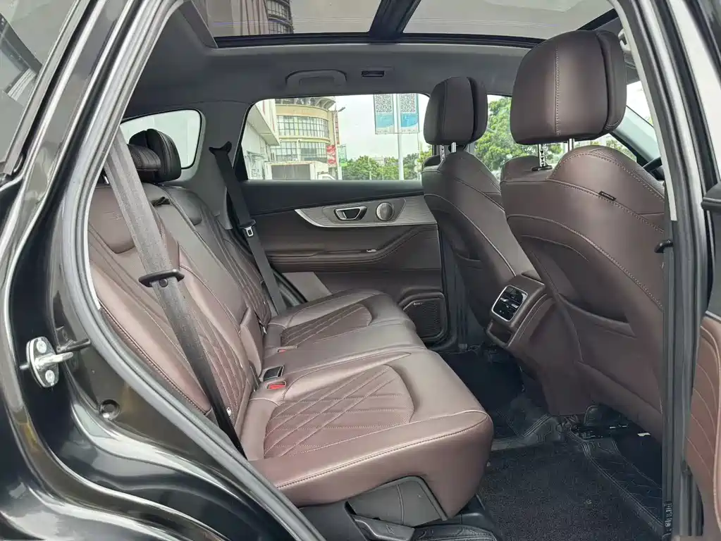 Chery Tiggo 8 PRO 2023 — фото 16