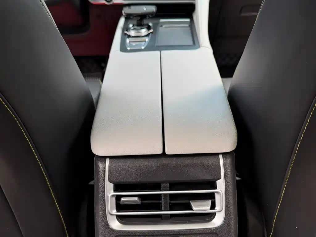 Changan CS75PLUS 2024 — фото 16