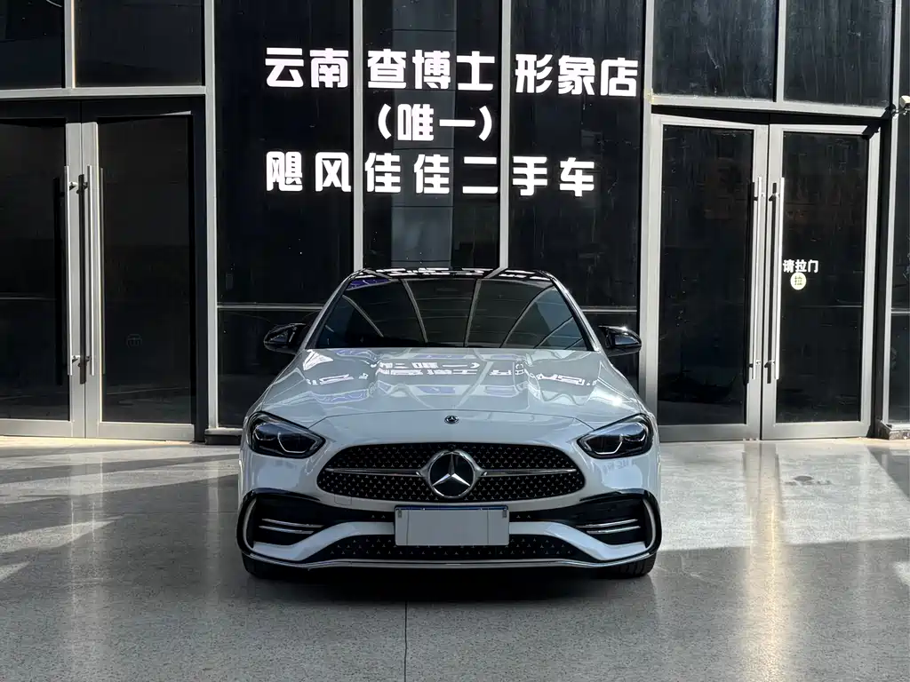 Mercedes-Benz C-Class 2025 — фото 2