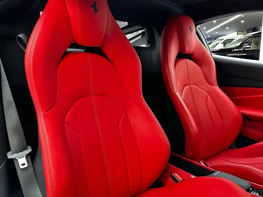 Ferrari F8 2022 — фото 15