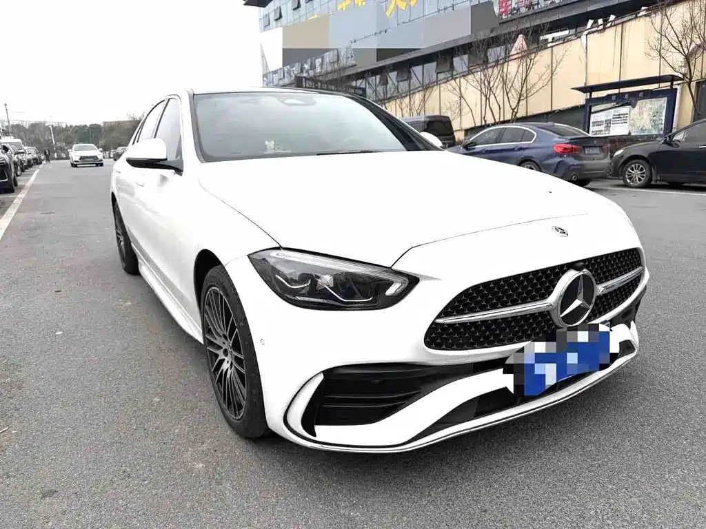 Mercedes-Benz C-Class 2023 — фото 2