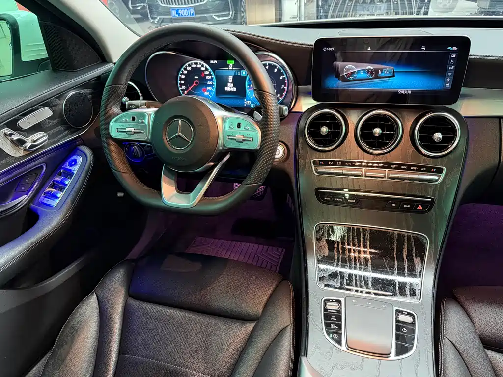 Mercedes-Benz C-Class 2020 — фото 12