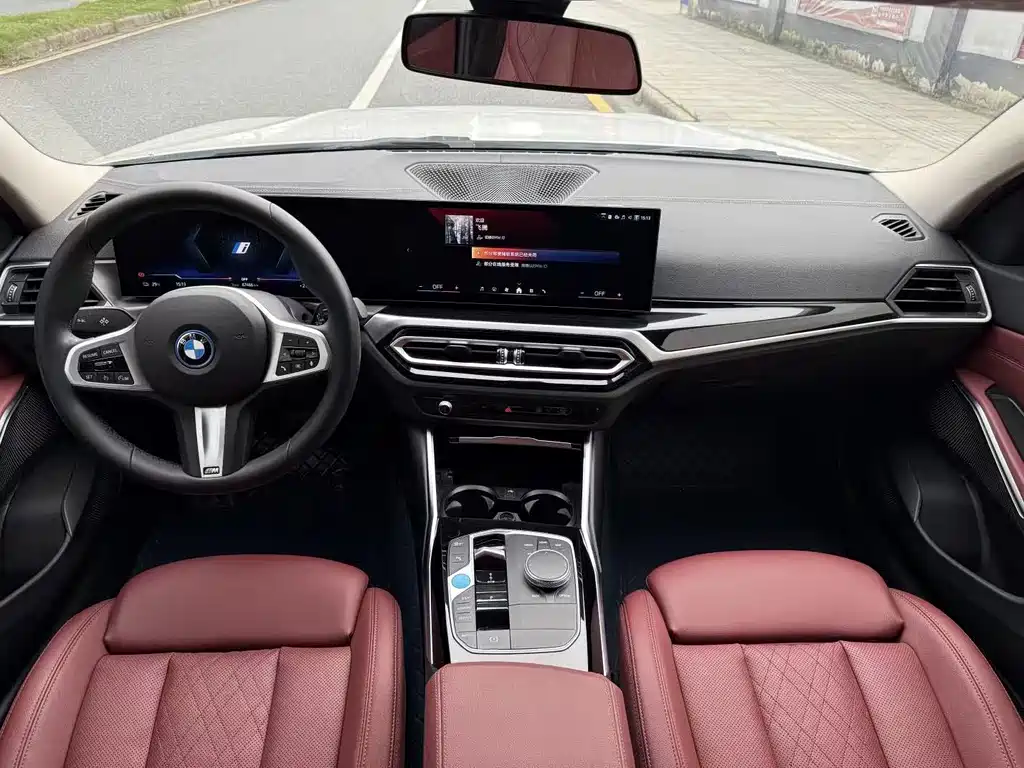 BMW i3 2023 — фото 4