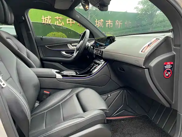 Mercedes-Benz EQC 2021